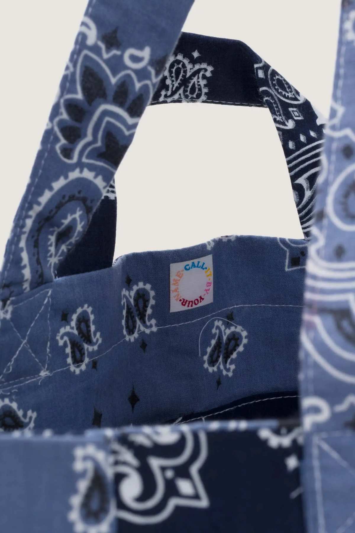 CALL IT BY YOUR NAME Sac Picnic Tote - Cham/Navy | Garmentory