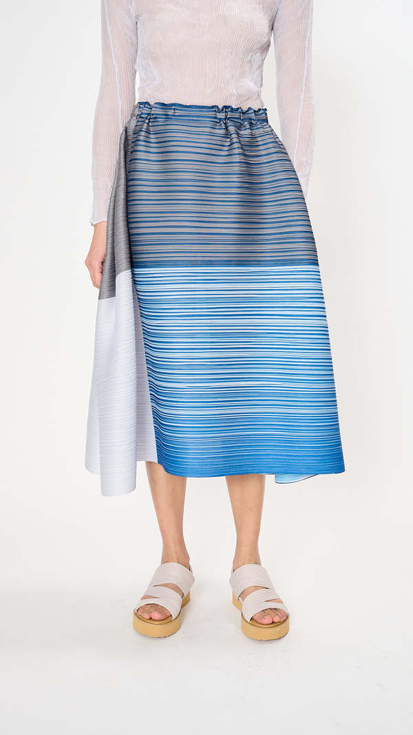 ISSEY MIYAKE プリーズプリーズ PHOTON BOUNCE スカート Pleats Please by Issey Miyake Photon Bounce Skirt - Gray | Garmentory