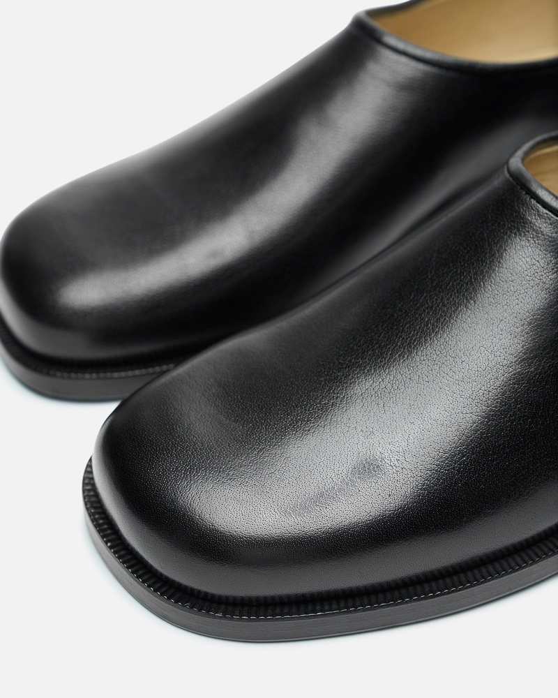 ￼￼2025SSルメール、LEMAIRE ANATOMIC SLIP ON 42 Lemaire Anatomic Slip On - Black | Garmentory