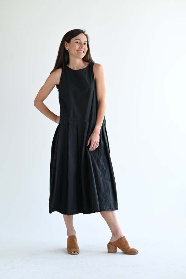 Album di Famiglia Pleated Sleeveless Dress - Black
