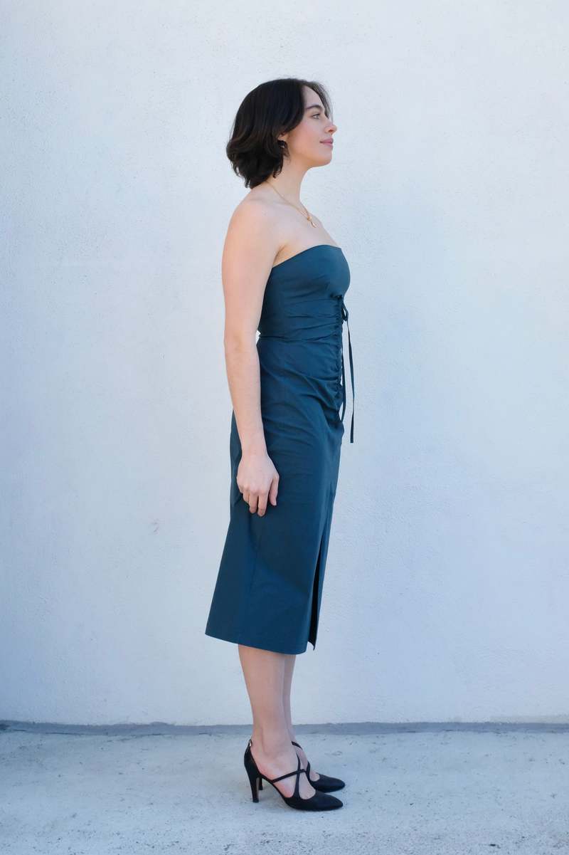 CARAMEL JUNIPER DRESS（NAVY）