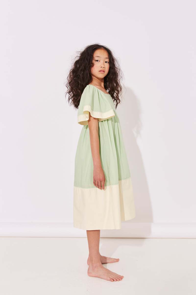 the middle daughter Souvenir Dress - Lettuce/Pina Colada