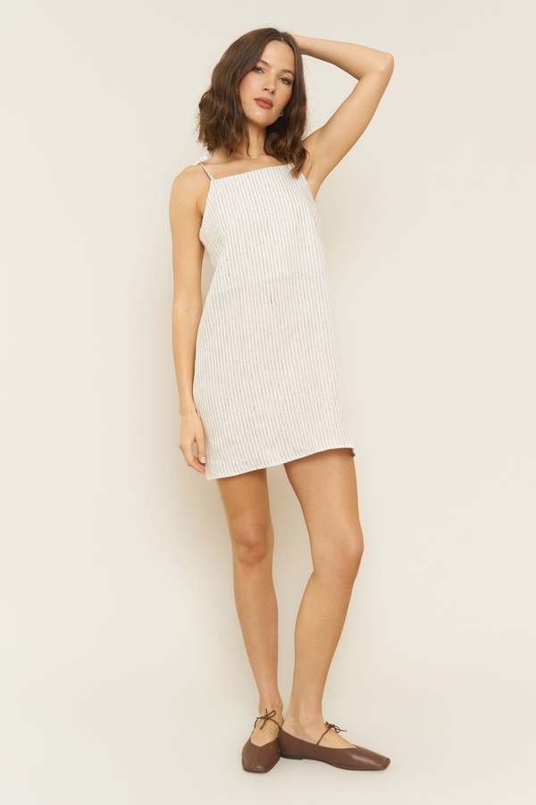 long green linen dress Rent The Selia Green Linen Dress By Reformation