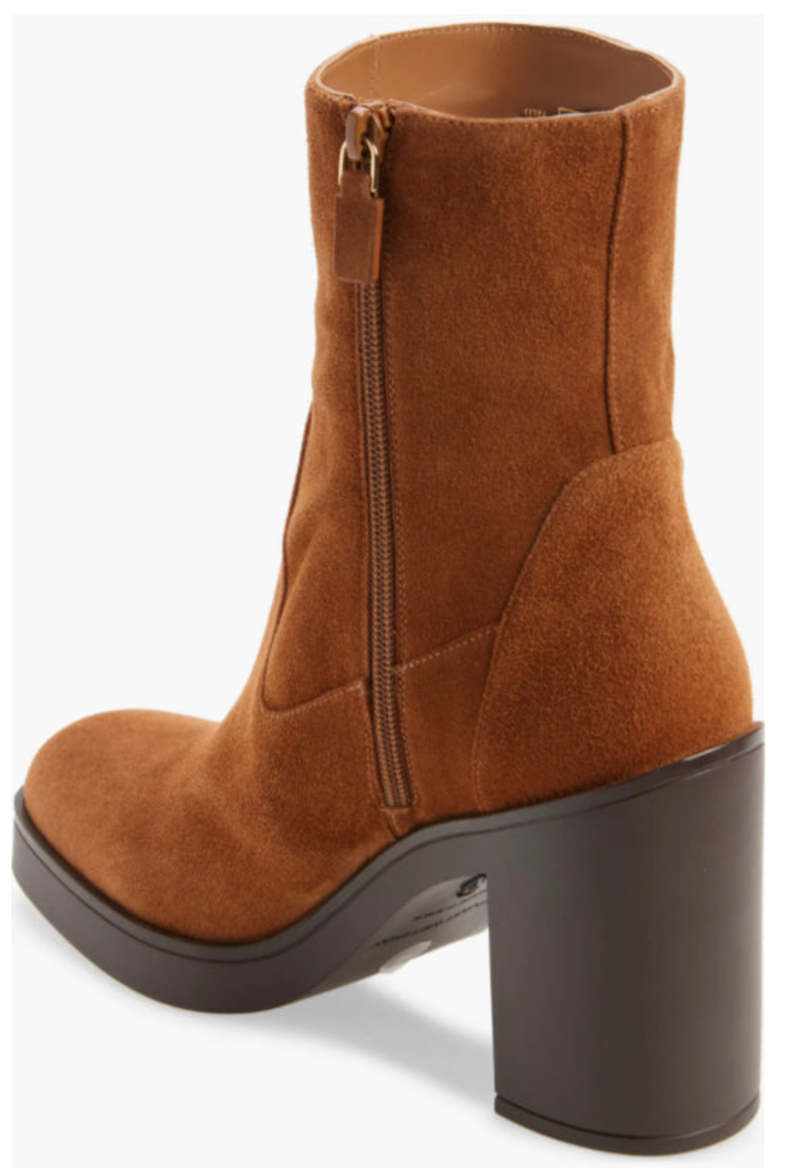 STUART WEITZMAN*トレンドライク*サイドゴア*ブーティーBETHENNY Stuart Weitzman BETHENNY 80 ZIP BOOTIE - DOE | Garmentory