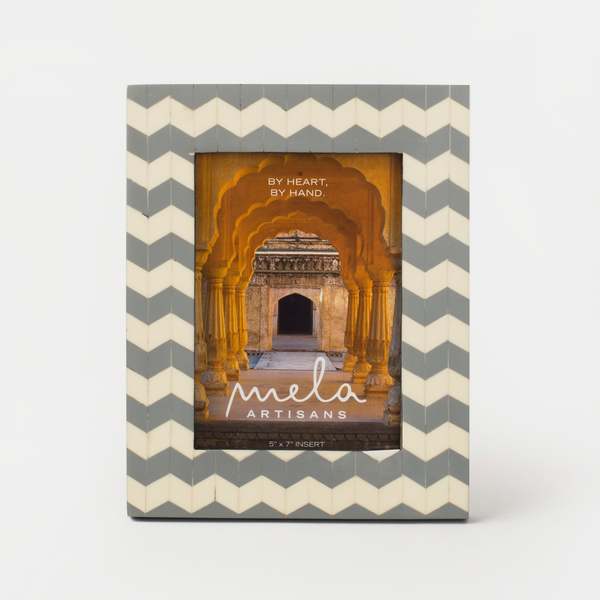 Mela Artisans Inlaya Photo Frame - 5 x 7 Mela Artisans Inlaya Photo Frame - 5 x 7