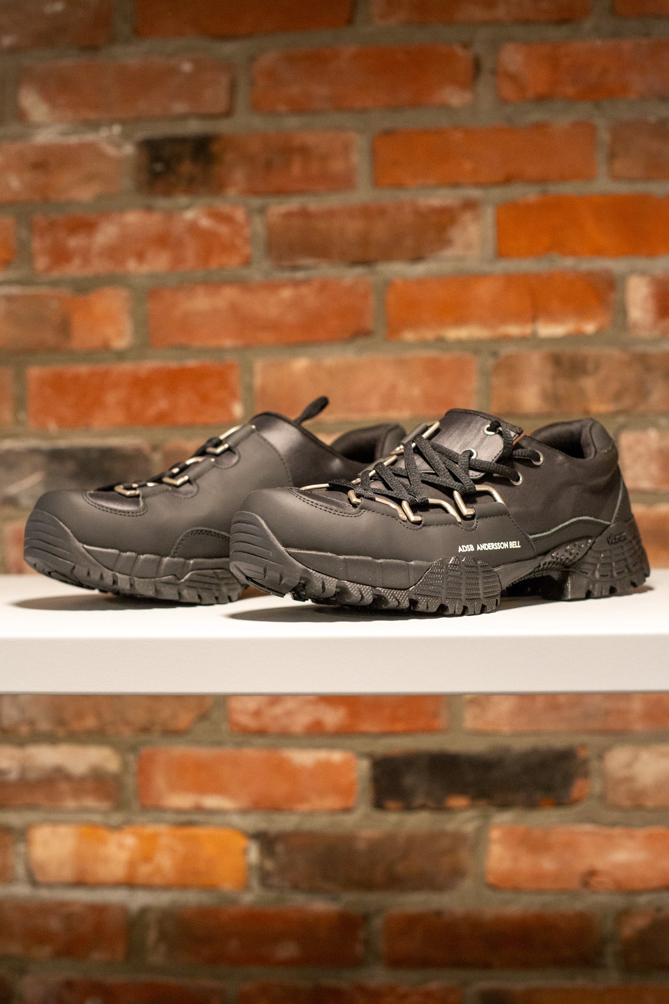 [ANDERSSON BELL] UNISEX TRAINER DIAGONALE /追跡付 ANDERSSON BELL Diagonale Trainer | Garmentory