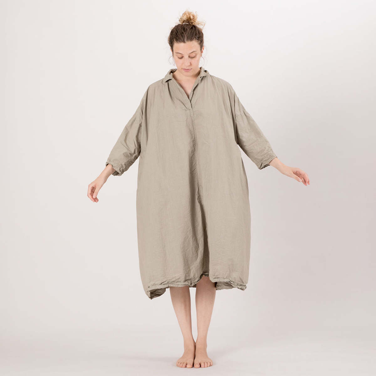 ワンピース 2025SS ALBUM DI FAMIGLIA VAREUSE DRESS Album di Famiglia Vareuse Dress - Stone Grey | Garmentory