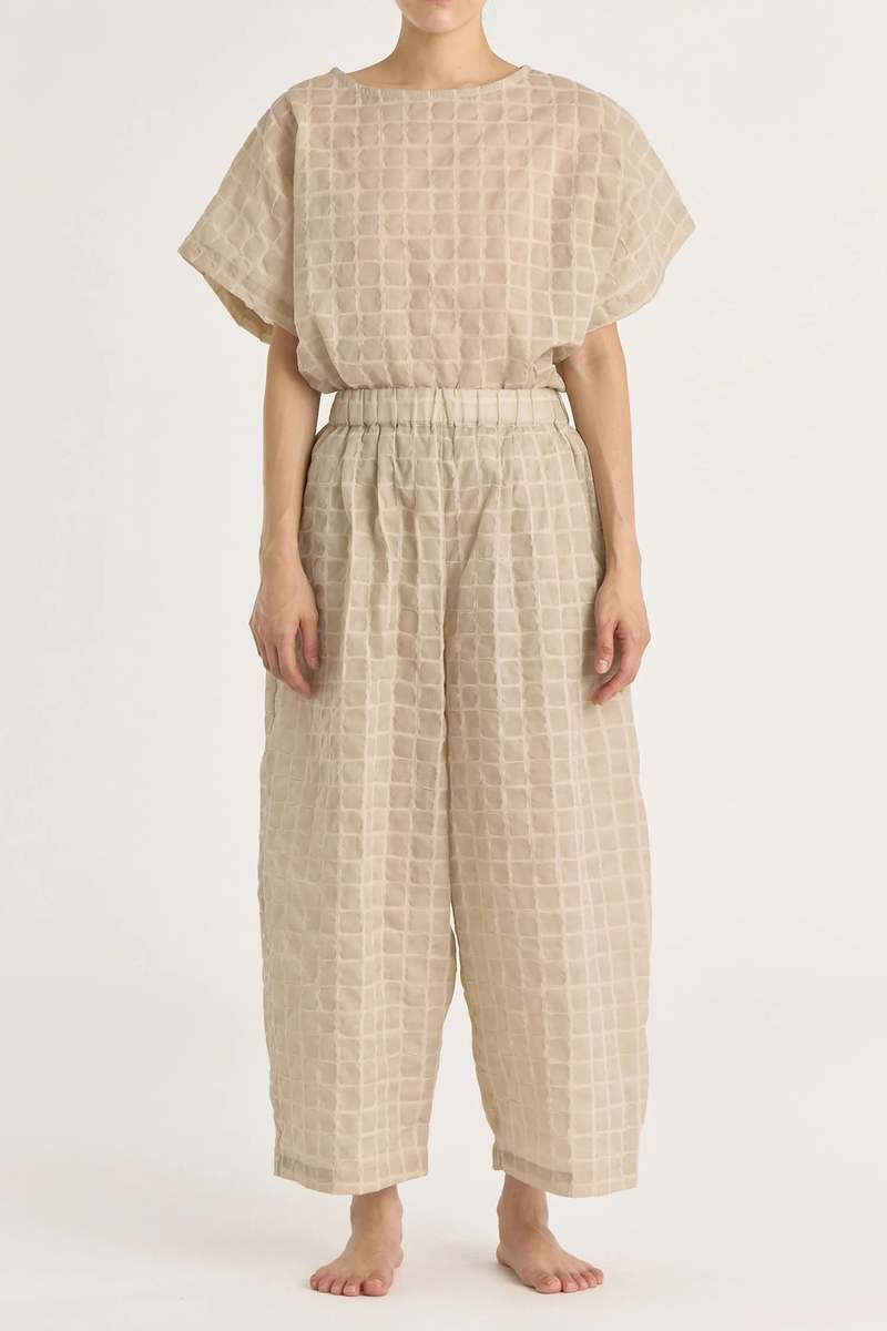 Black Crane Ripple Wide Pants - Beige Black Crane Ripple Wide Pants - Beige