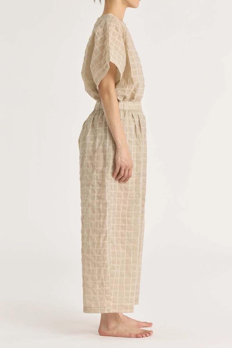 Black Crane Ripple Wide Pants - Beige Black Crane Ripple Wide Pants - Beige