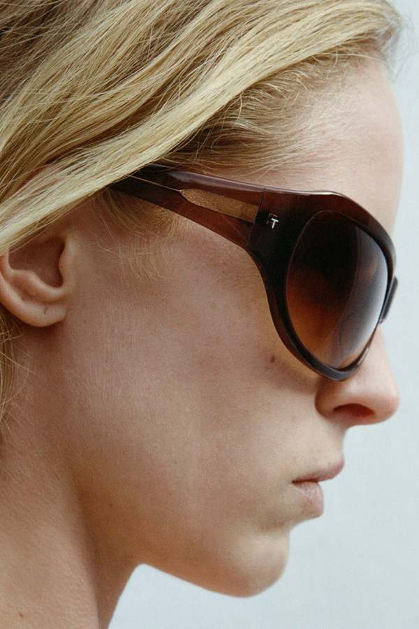 【関税込み】THISTLES ブラウン 'The Atlas' サングラス THISTLES Brown 'The Atlas' Sunglasses THISTLES