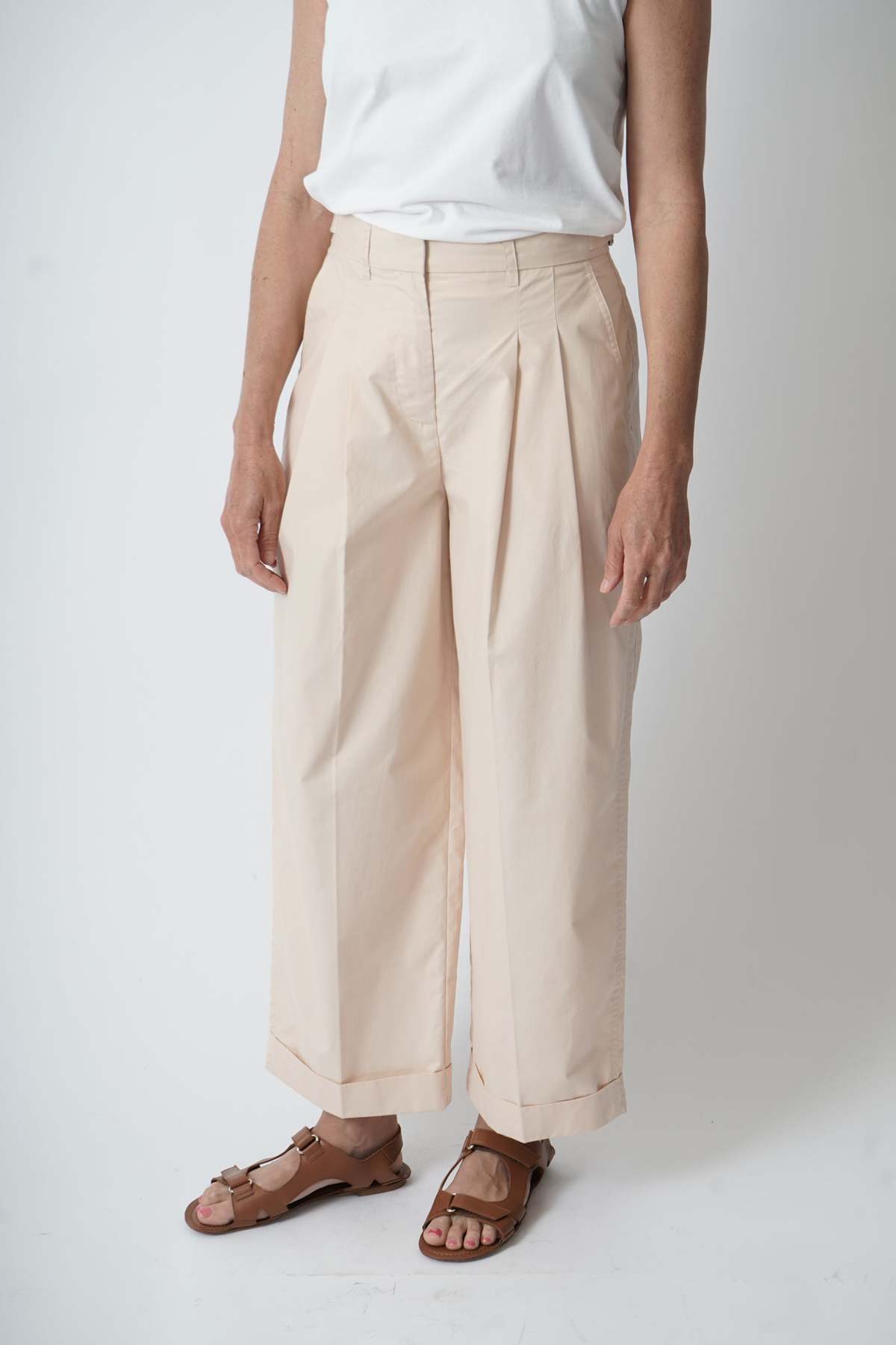 Kyle-Pant-20250424014746.jpg?