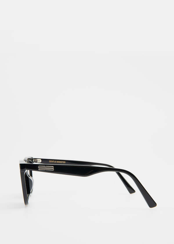 Gentle Monster HEIZER 01 Sunglasses - Black | Garmentory