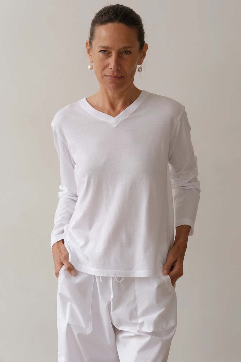 Donni. The Jersey V-Neck Long Sleeve Tee