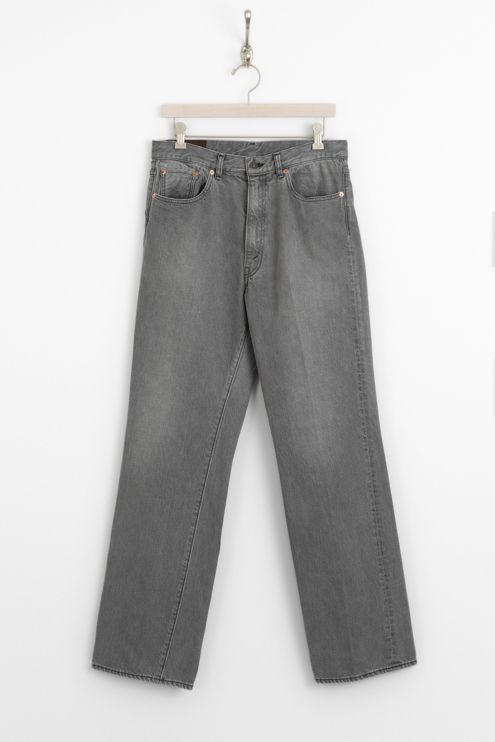 Skate-Shoecut-Denim-Pants-