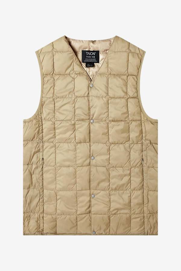 TAION V-Neck Button Down Vest