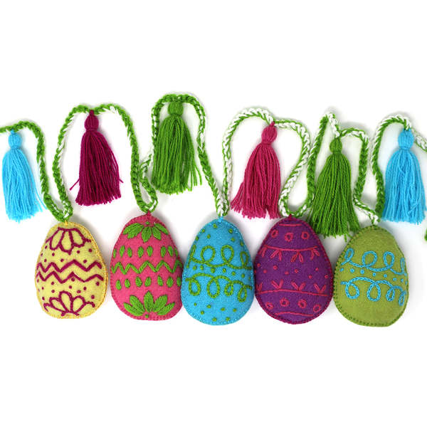 Melange Collection Easter Egg Garland