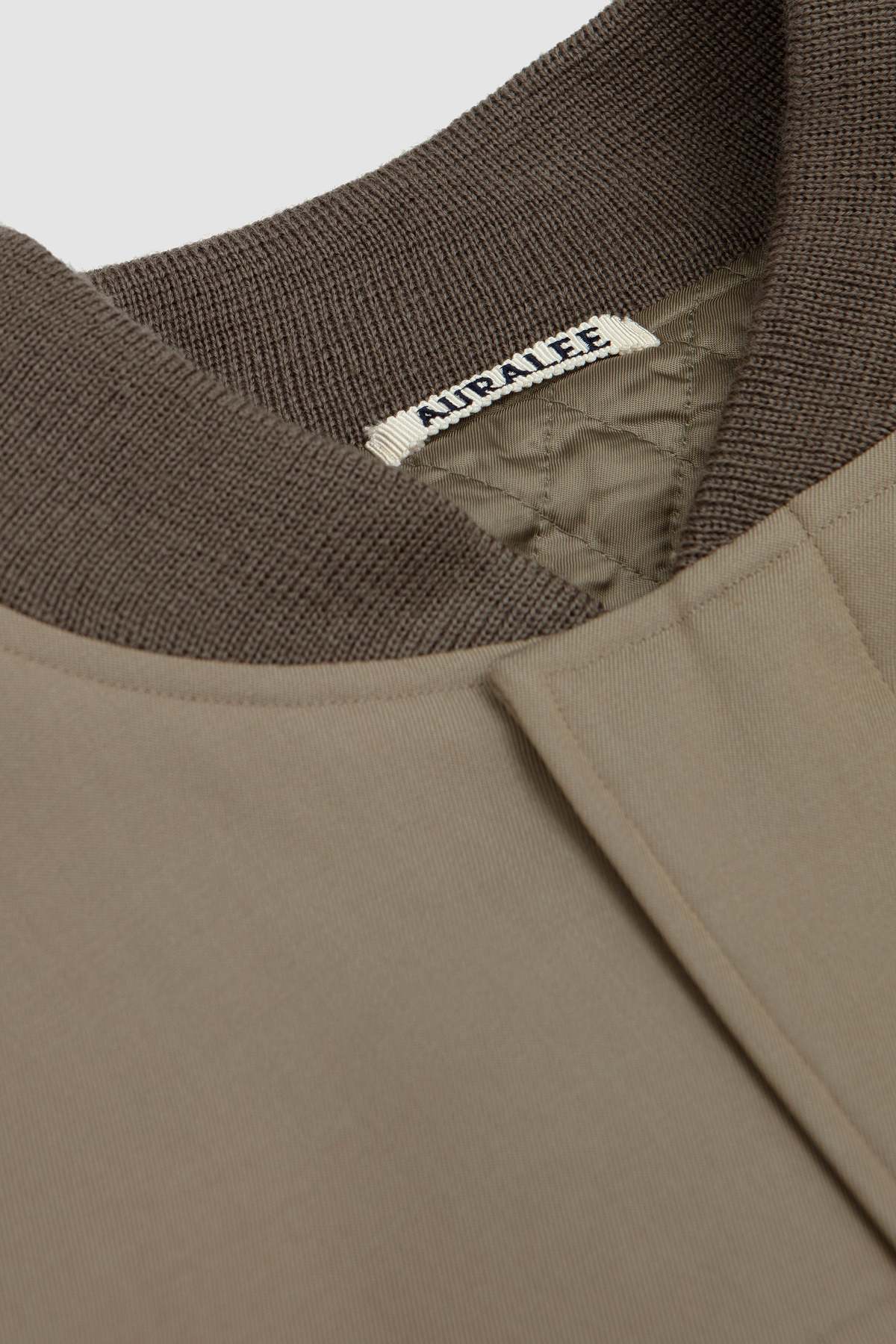 オーラリー CHAMBRAY PADDED FLIGHT BLOUSON 4 Auralee Padded Flight Blouson - Khaki Beige Chambray