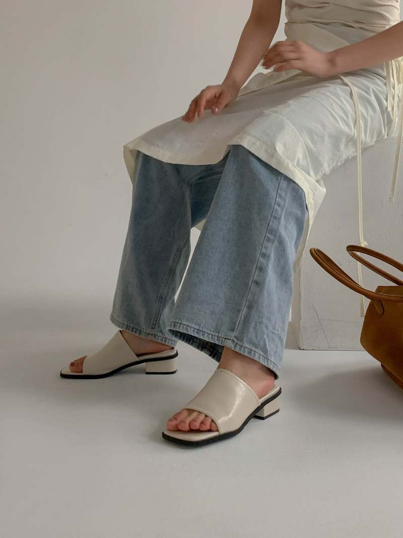 The NKC Store Belinda Mules - Ivory