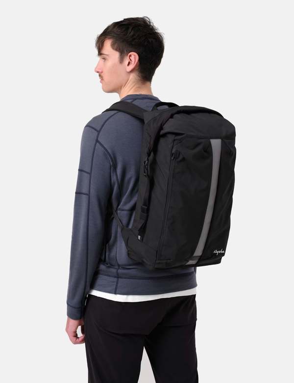【新品未使用】Rapha ラファ Backpack バックパック 30L Rapha Backpack 30L - Black | Garmentory