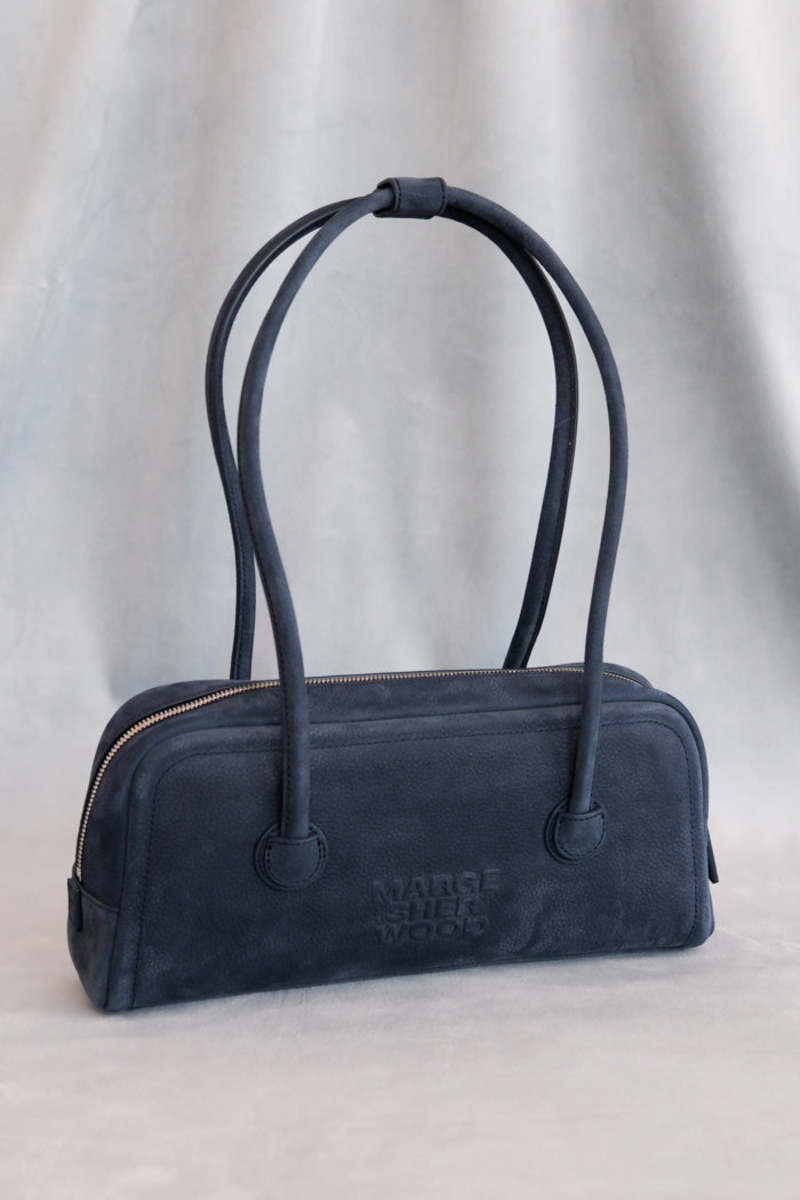 ショルダーバッグ・ポシェット [Margesherwood] / SOFT BAGUETTE BAG / indigo nubuck MARGESHERWOOD Soft Baguette Bag - Indigo | Garmentory