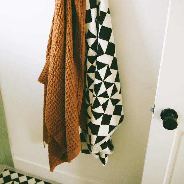 Slowtide Gatsby Bath Towel - Black Slowtide Gatsby Bath Towel - Black