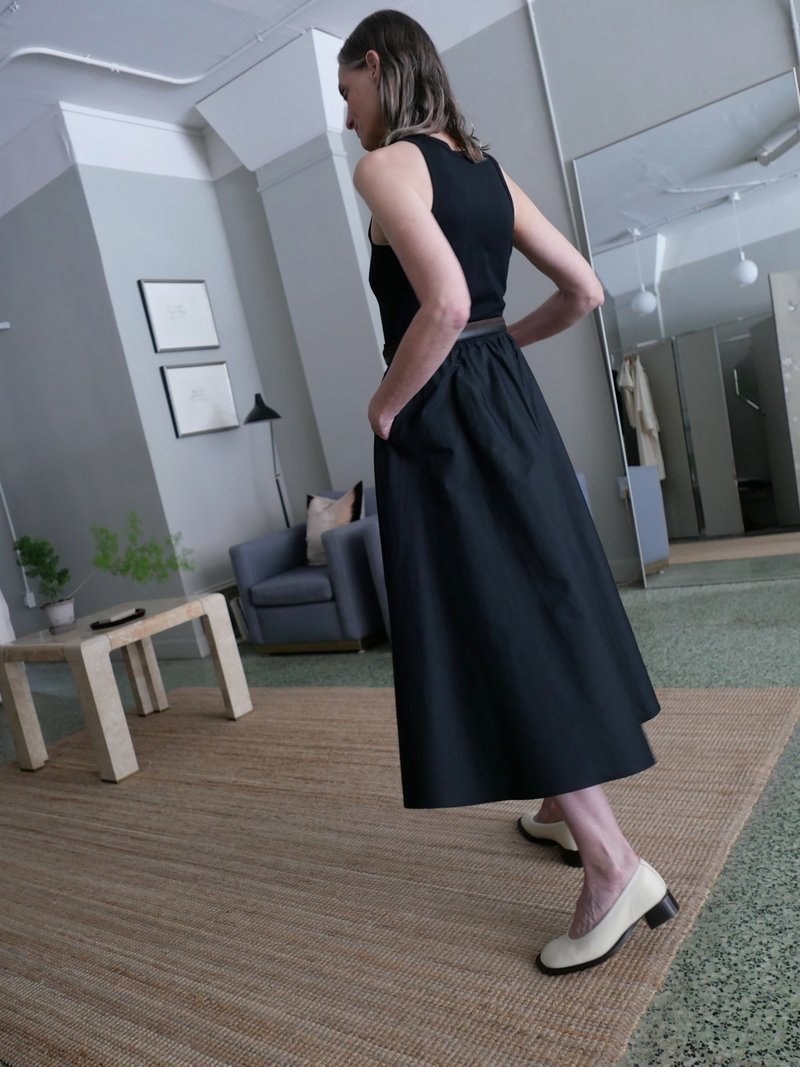 スカート MKDT Studio Novo pleated skirt in black MKDT STUDIO Novo Poplin Skirt - Black | Garmentory