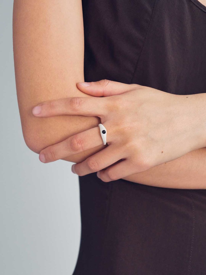 OLIO E ACETO Black Agate Spire Ring