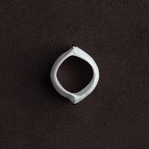 OLIO E ACETO Black Agate Spire Wide Ring