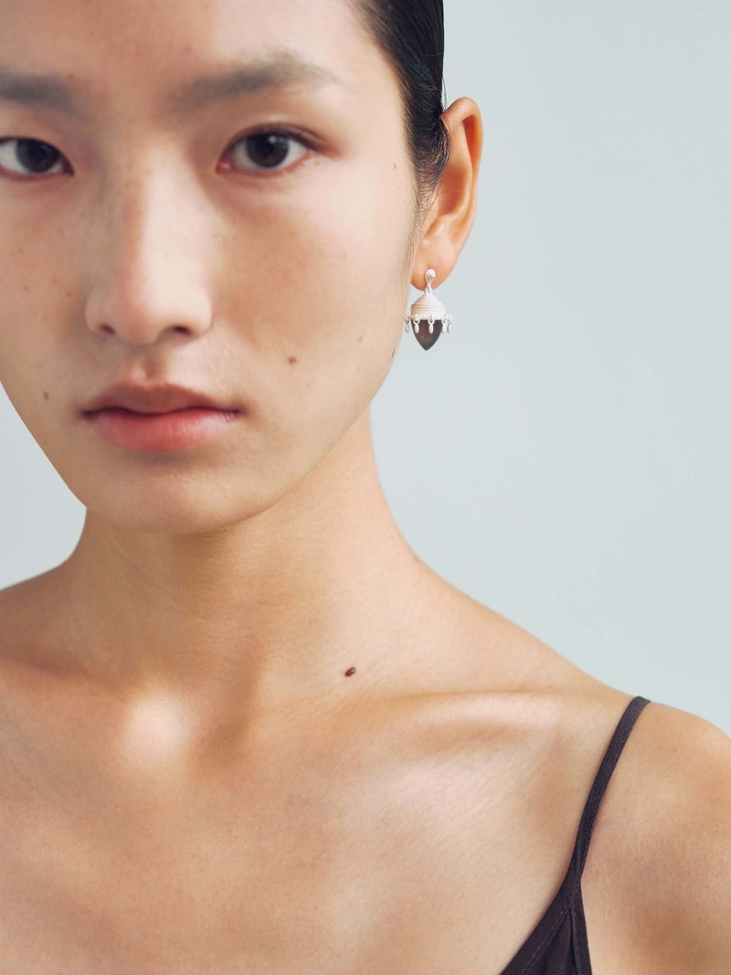 OLIO E ACETO Grey Agate Beaded Earring