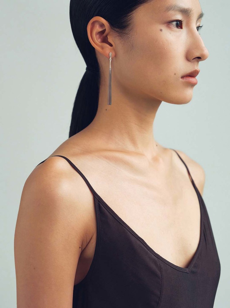 OLIO E ACETO Grey Agate Pillar Earring