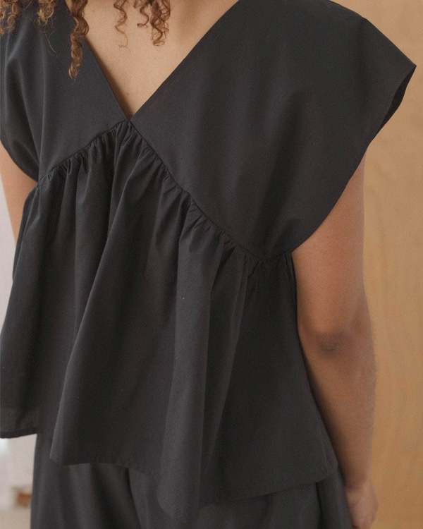 Baserange Cable Top - Black | Garmentory