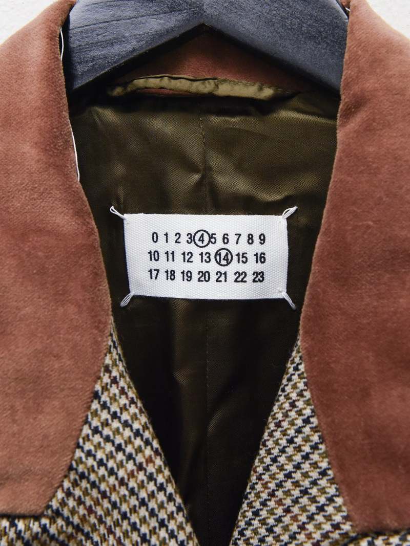 Maison Margiela Houndstooth Cape Jacket - Brown Camel Check