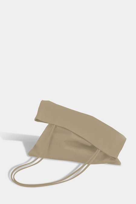 バッグ MODERN WEAVING SLIM LAMB OVAL BUCKET Modern Weaving Slim Lamb Oval Bucket Bag - Ecru/Tan | Garmentory