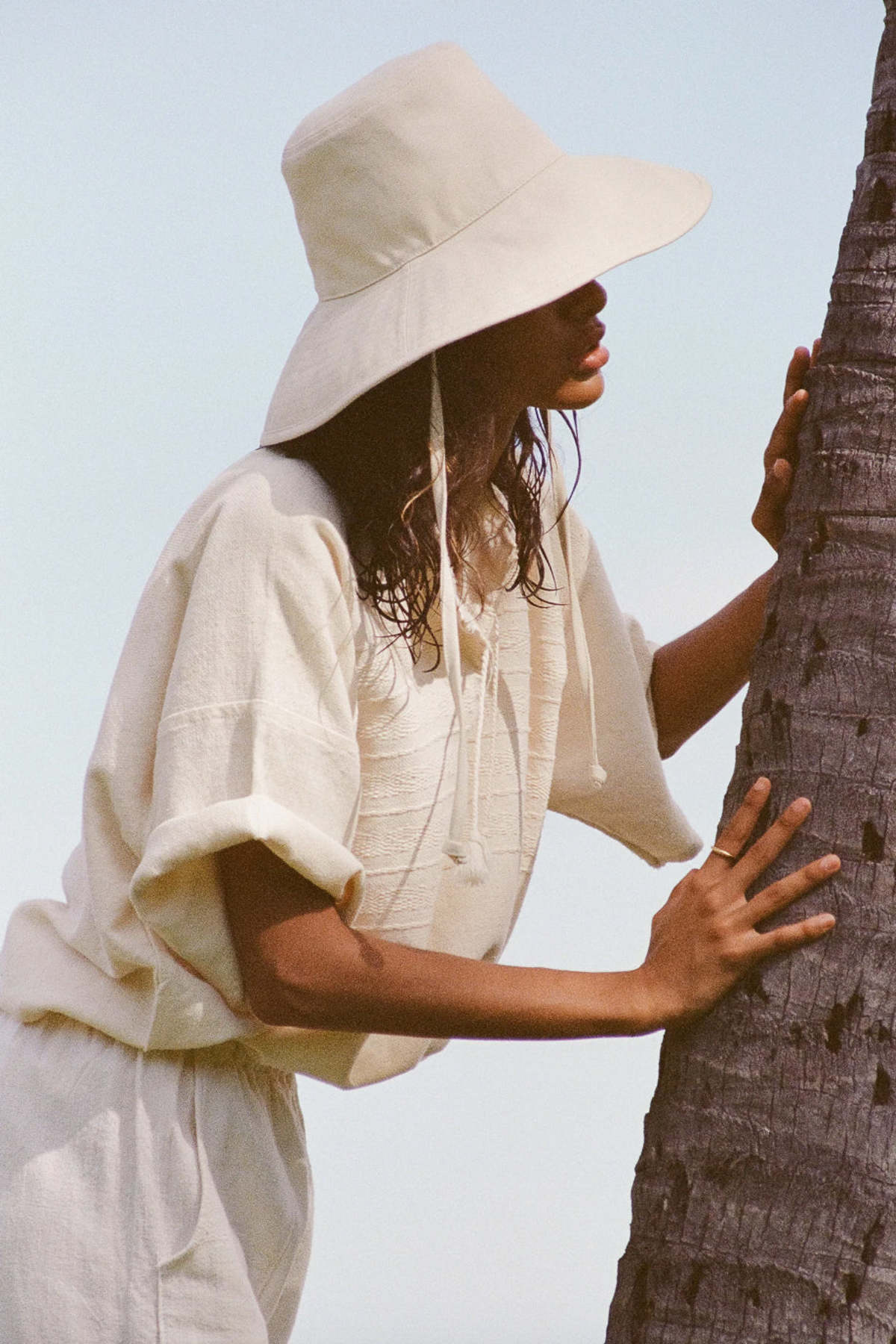 新品未使用　Lack of Color / Holiday Bucket Holiday Bucket - Cotton Bucket Hat in Beige | Lack of Color [US]