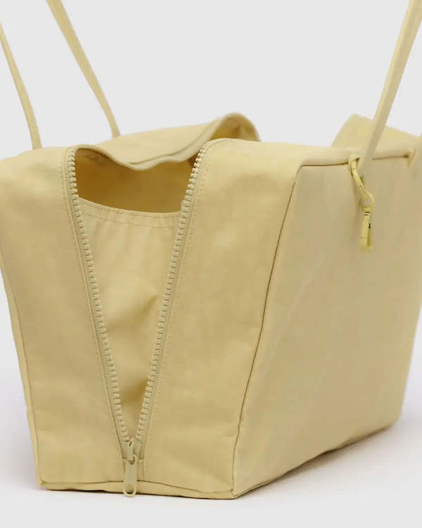 バッグ BAGGU NYLON BOWLER BAG BUTTER yellow BAGGU Butter Medium Nylon Bowler Bag | Garmentory