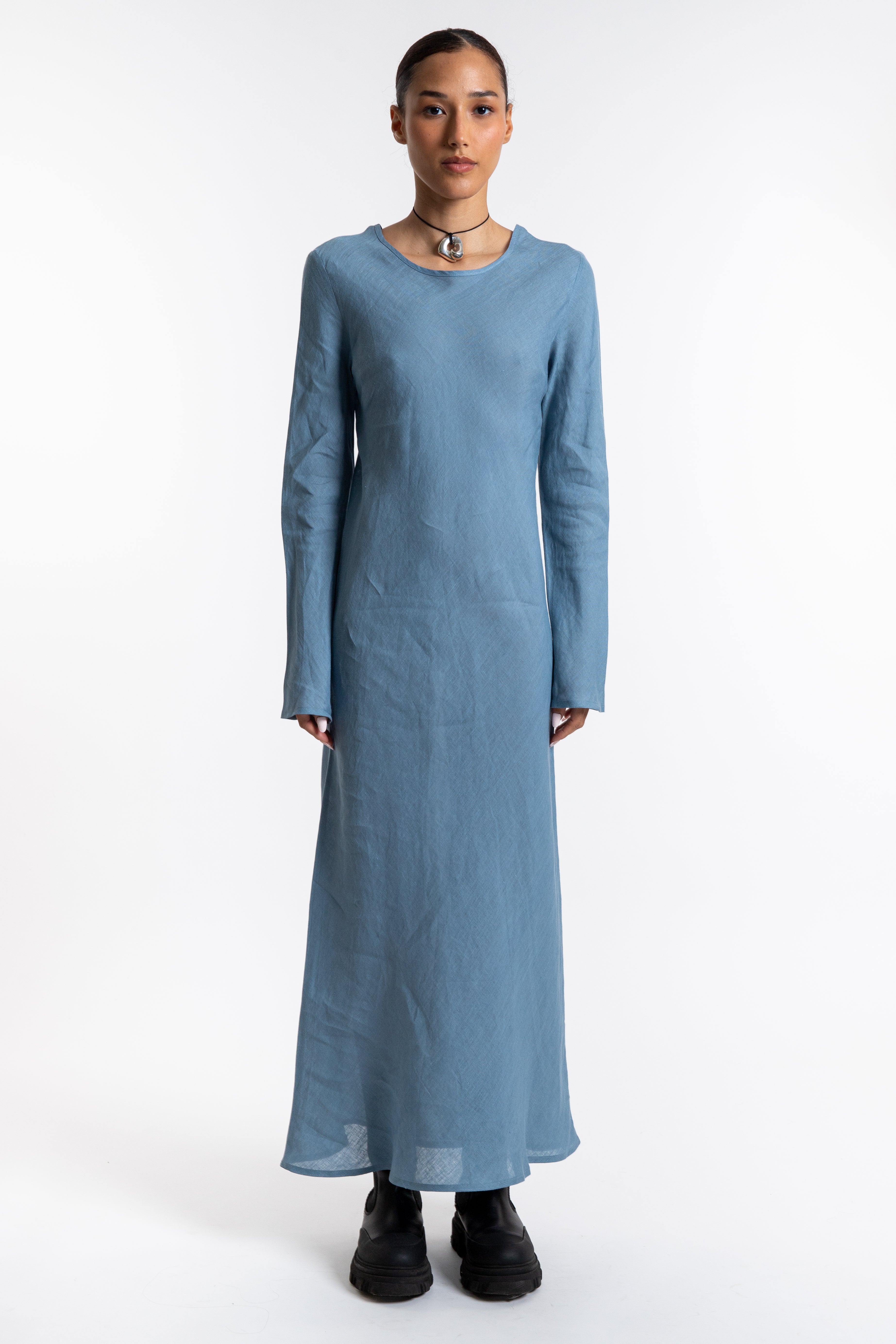 最終価格BASERANGE　DYDINE LONGSLEEVE DRESS Baserange Dydine Long Sleeve Dress in Ora Blue – No.6 Store