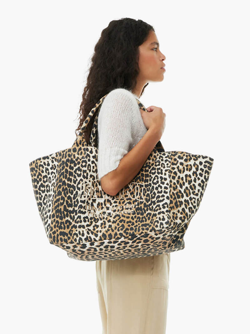 トートバッグ GANNI BORSA TOTE IN TELA LEOPARDATA GANNI BORSA TOTE IN TELA LEOPARDATA (Ganni/トートバッグ