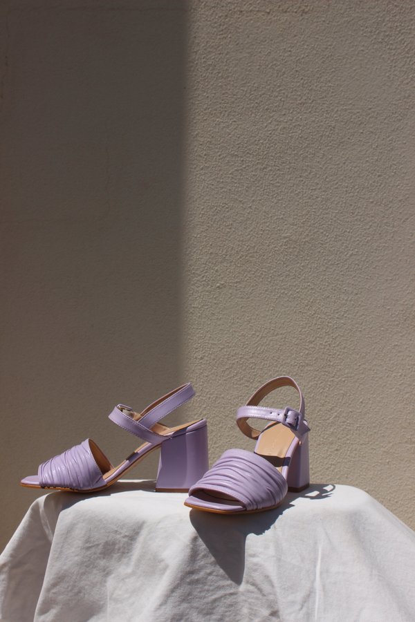 About Arianne rita - lilac About Arianne rita - lilac