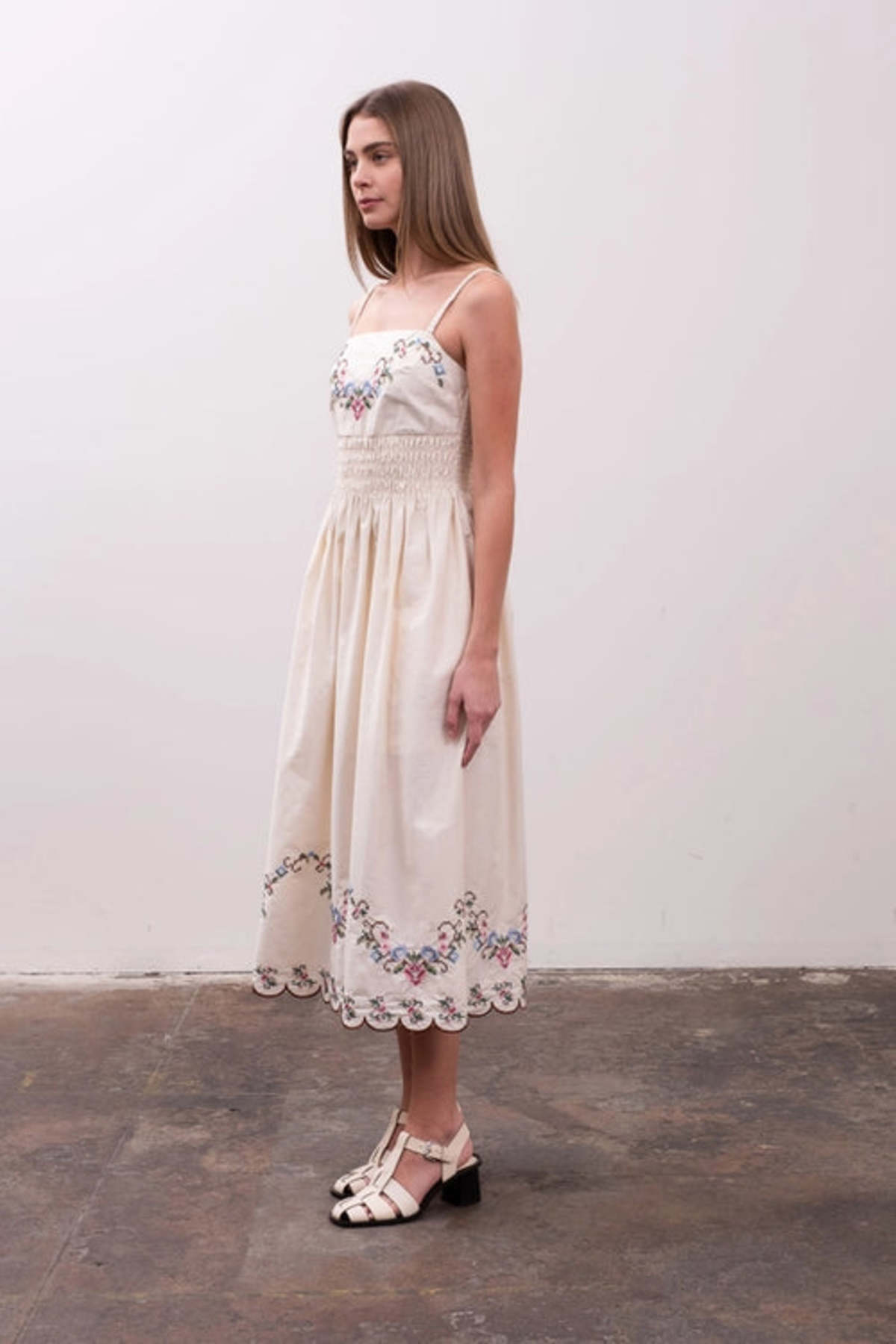 moon river embroidered dress Moon River Embroidered Flutter Sleeve Midi Dress - Blue
