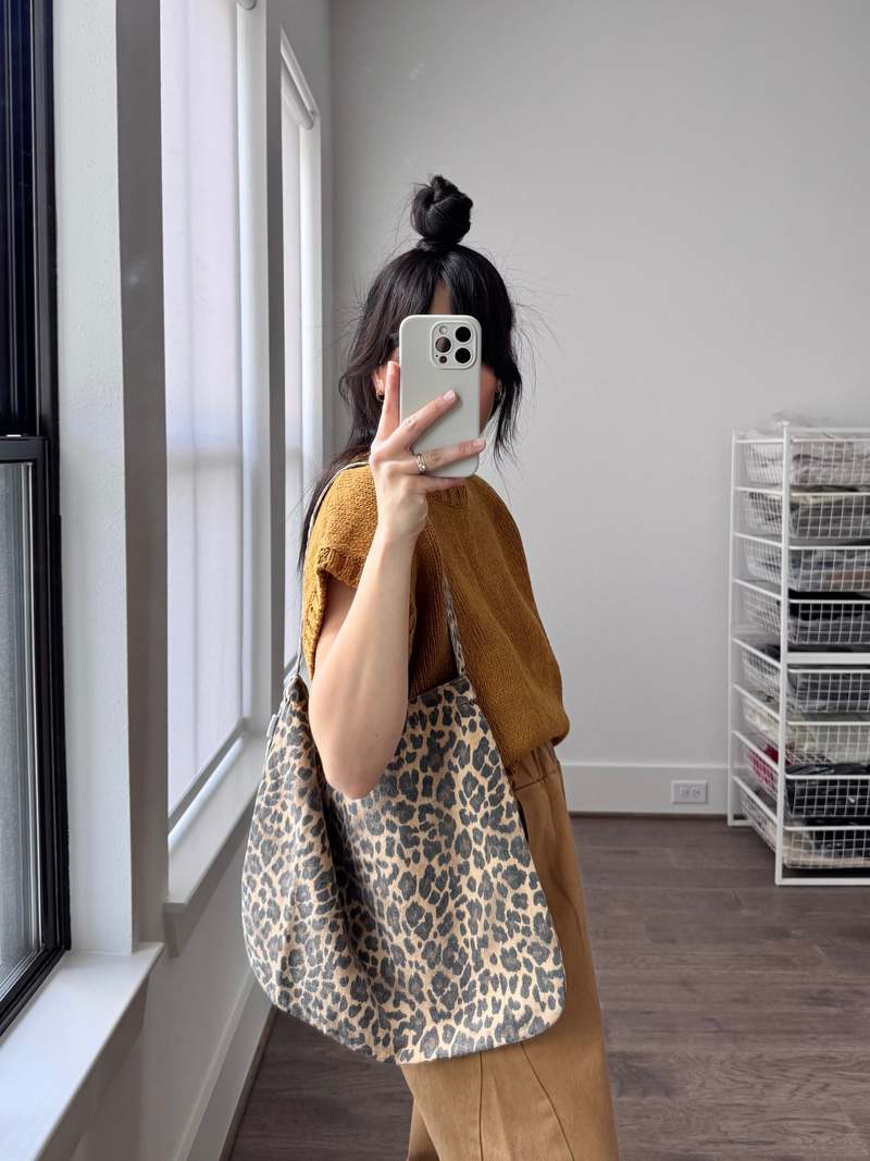Le Bon Shoppe Happy Carry Bag