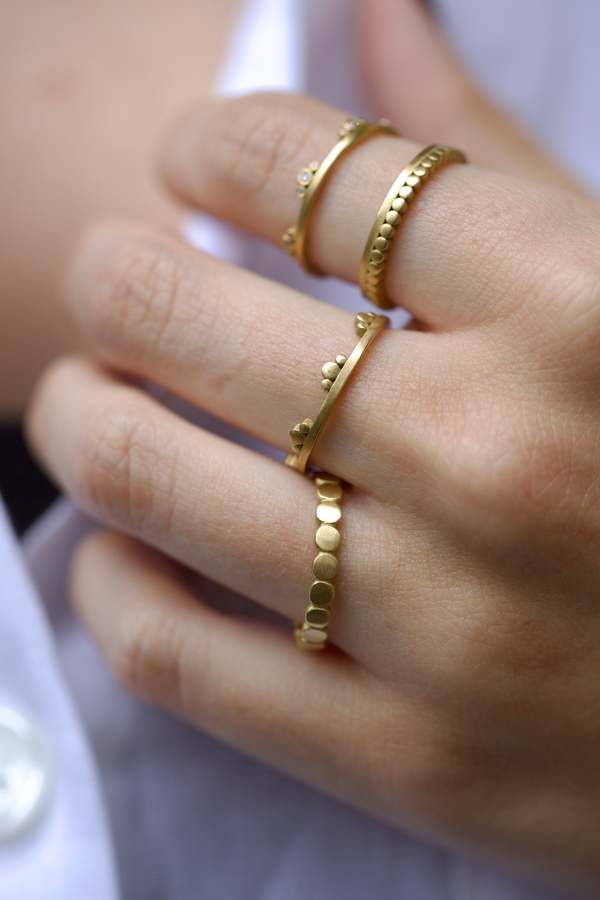 Ananda Khalsa Hammered Dot Band Ring - Gold