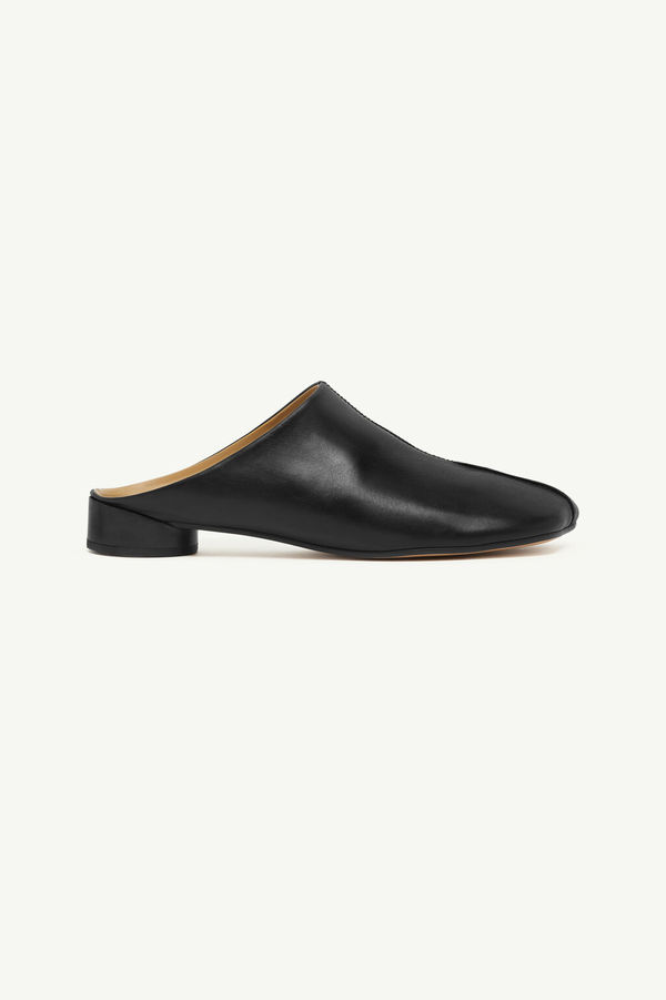 【送料&関税込】MM6 Maison Margiela Mules Platform anatomic Mm6 Maison Margiela Mules Platform Anatomic In Black | ModeSens