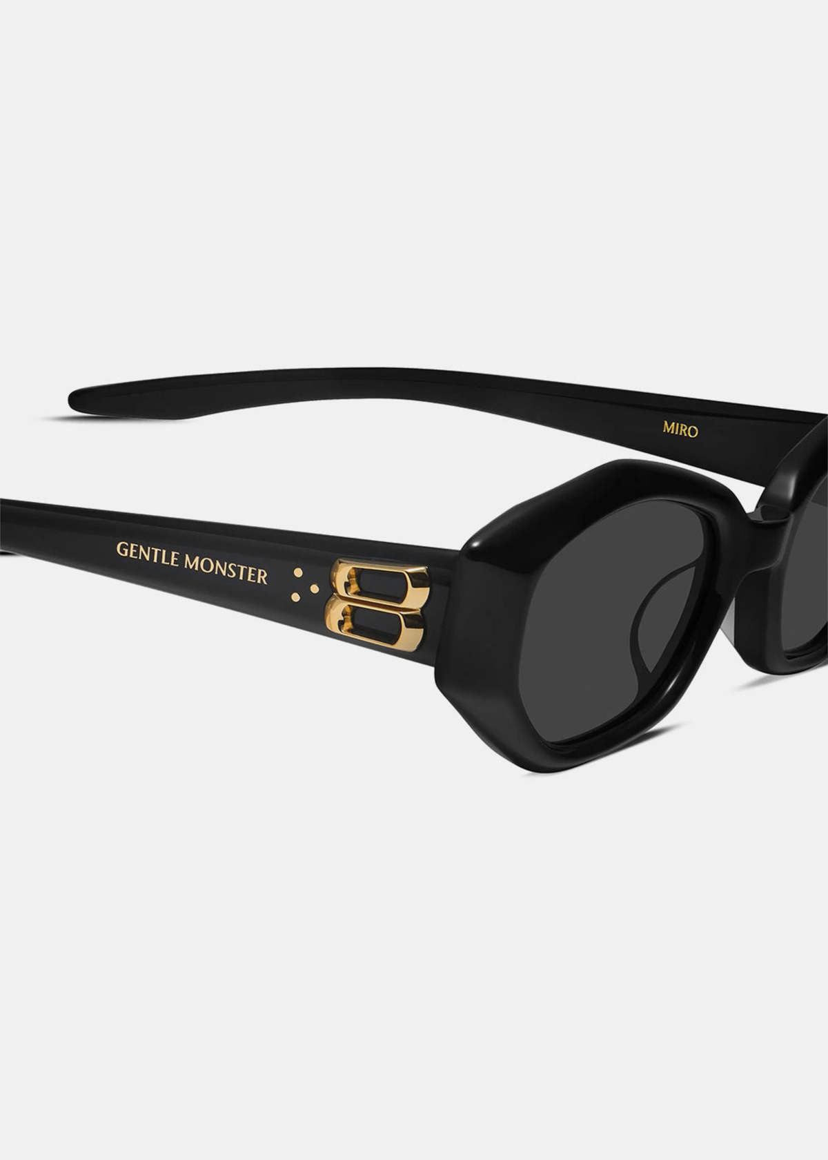 Gentle Monster MIRO-01 Sunglasses - Black | Garmentory