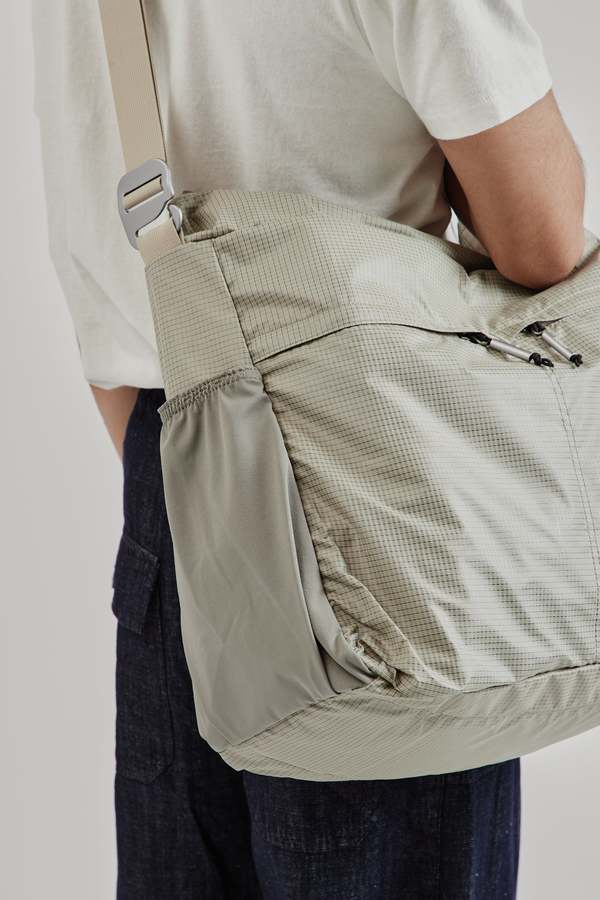 Adsum XL Zip Tote | Garmentory