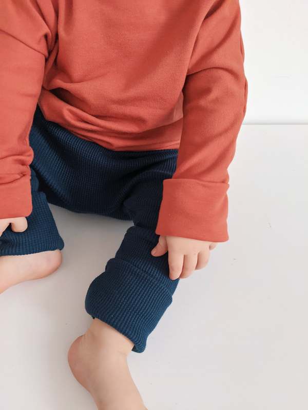 KIDS Kid's Stuff [Trucs d'enfants] Grow With Me Sweater