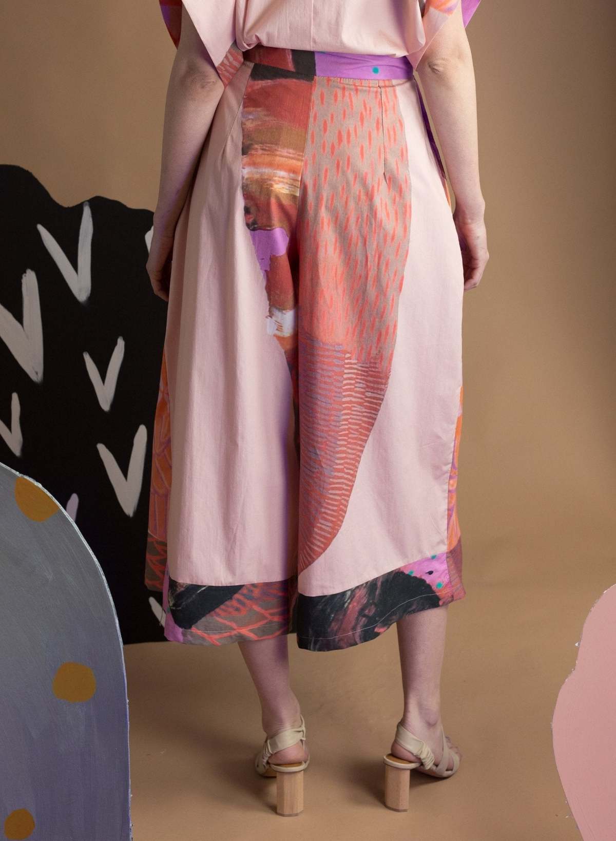 Meg Secret Wide Leg Pant - Secret Drawer Print - Image 6 of 6