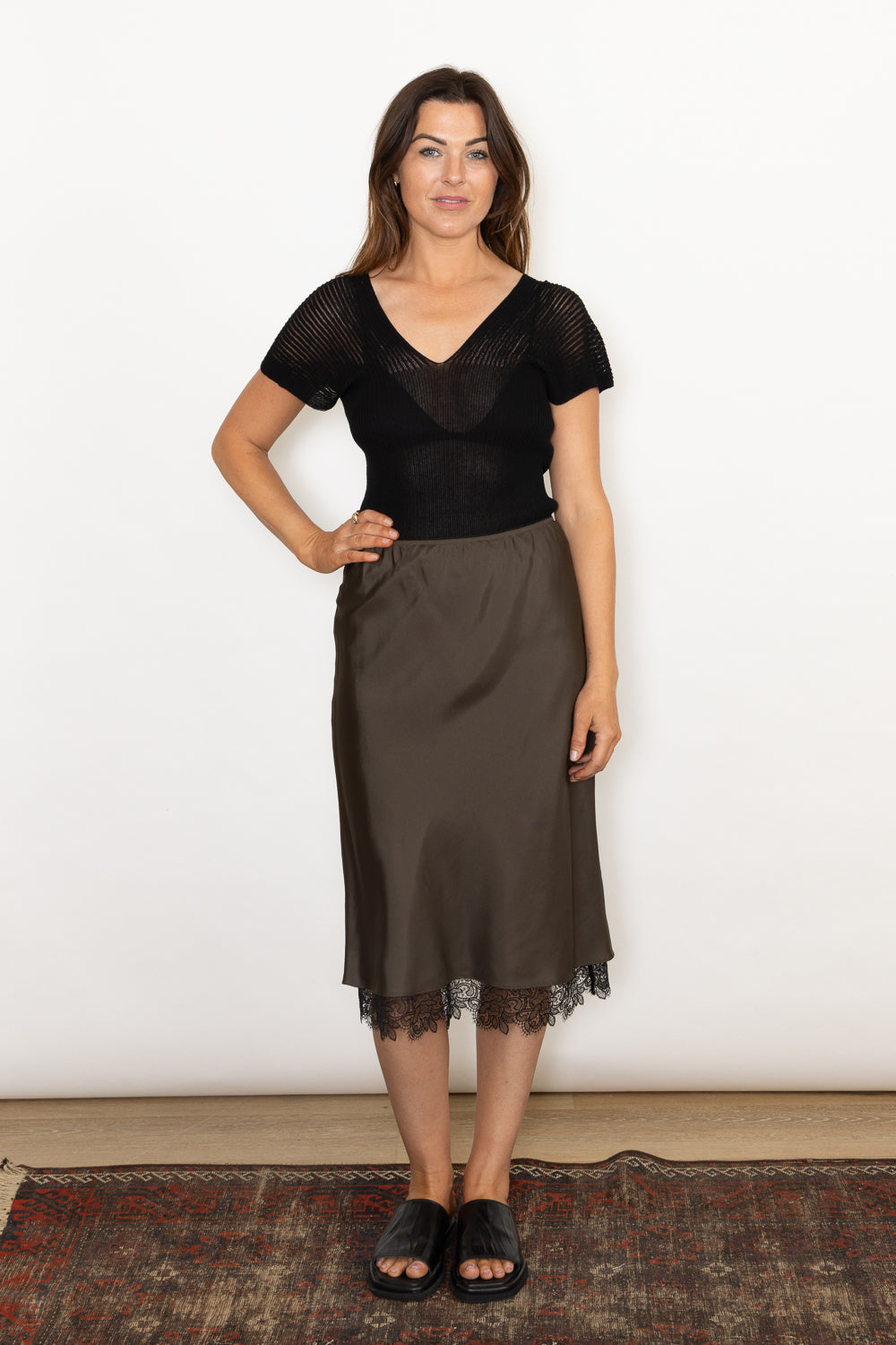 ROHE-Lace-Trimmed-Silk-Skirt-