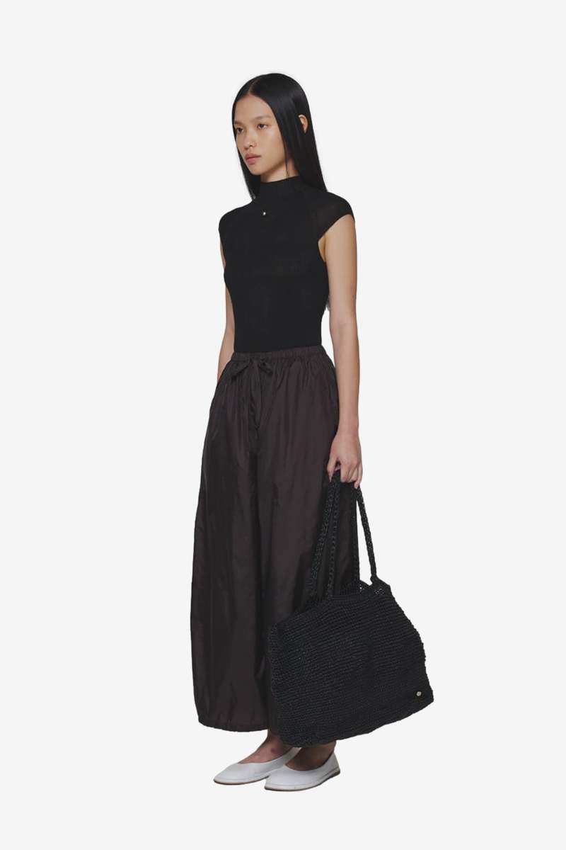 AMOMENTO Nylon Shirring Pants