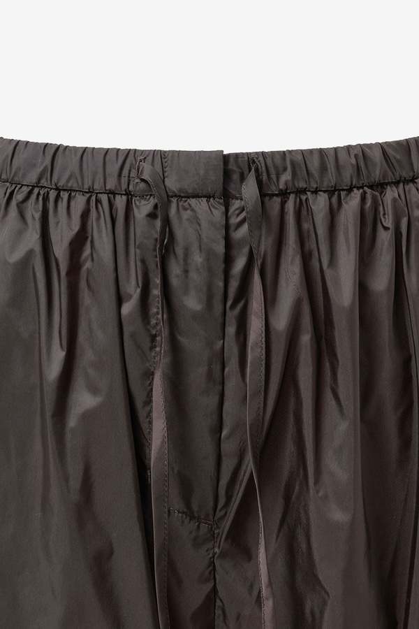 AMOMENTO Nylon Shirring Pants