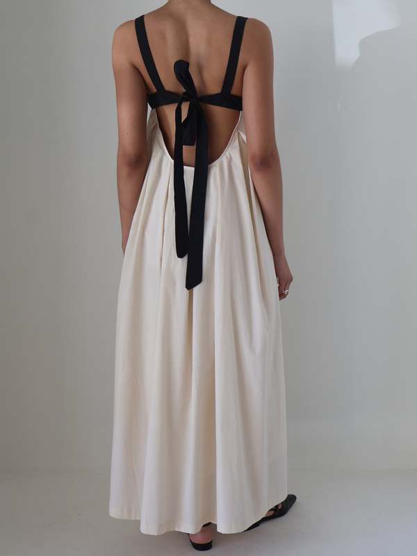 open lace back dress Dresses / JNBY Oversize Mid-Sleeve Pleated Dress (100% Cotton) main image 1